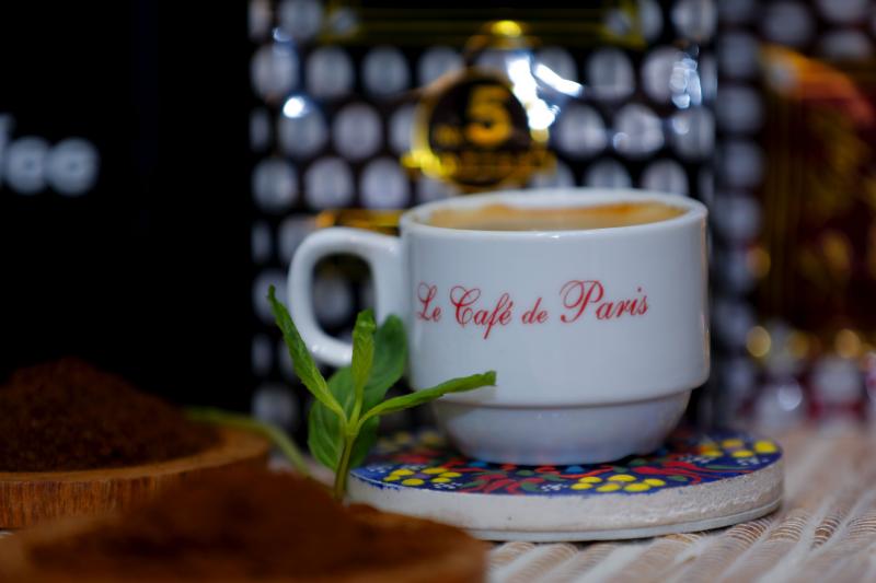 փարիզյան սուրճ n արաբիկա մոկա ռոբուստա կամերուն парижский кофе n арабика мока робуста камерун le cafe de paris n arabica moka robusta cameroun