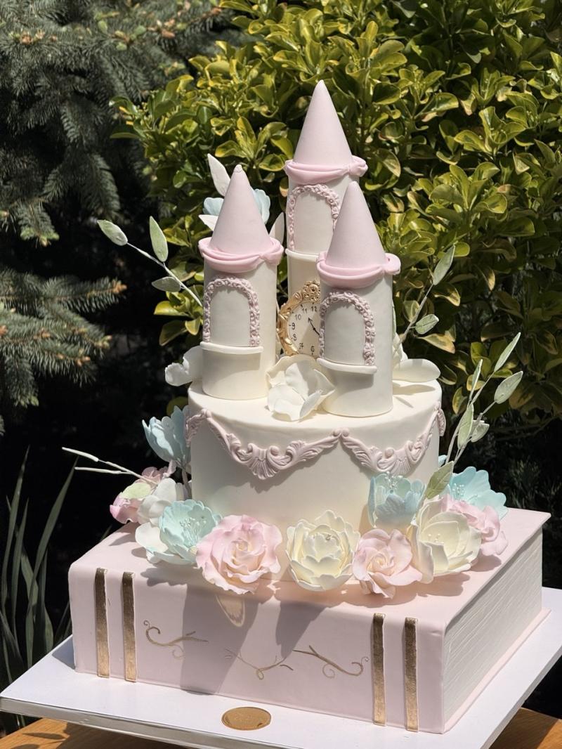 քո dream cake ը մեկ նամակի հեռավորության վրա
