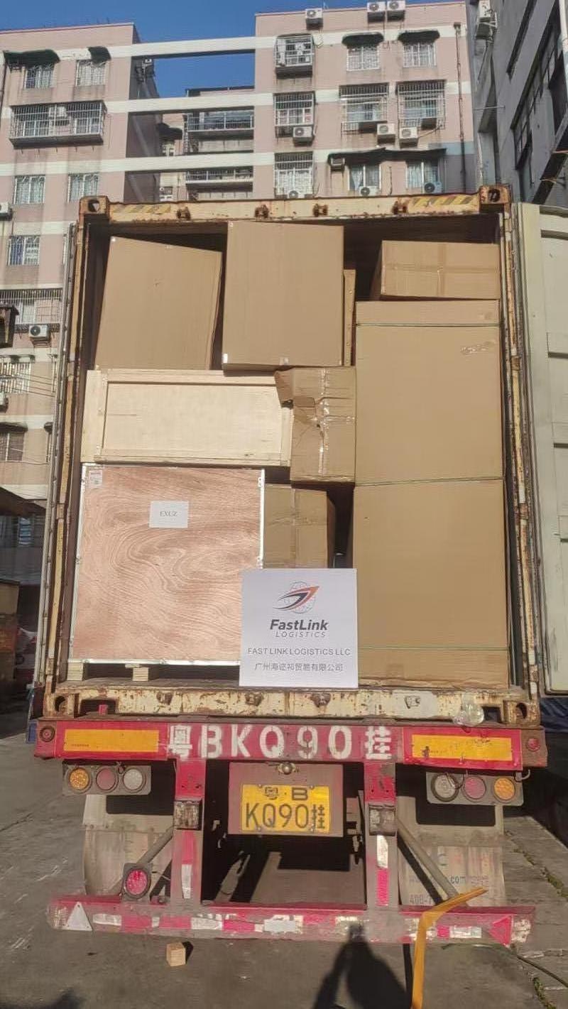 կազմակերպում ենք տարբեր տեսակի ապրանքների գնում և փոխադրում մանր պարագաներից մինչև գերծավալային բեռներ we organize the procurement and transportation of various types of goods from small accessories to oversized cargo мы организуем закупку и перевозку различных видов товаров от мелких аксессуаров до крупногабаритных грузов